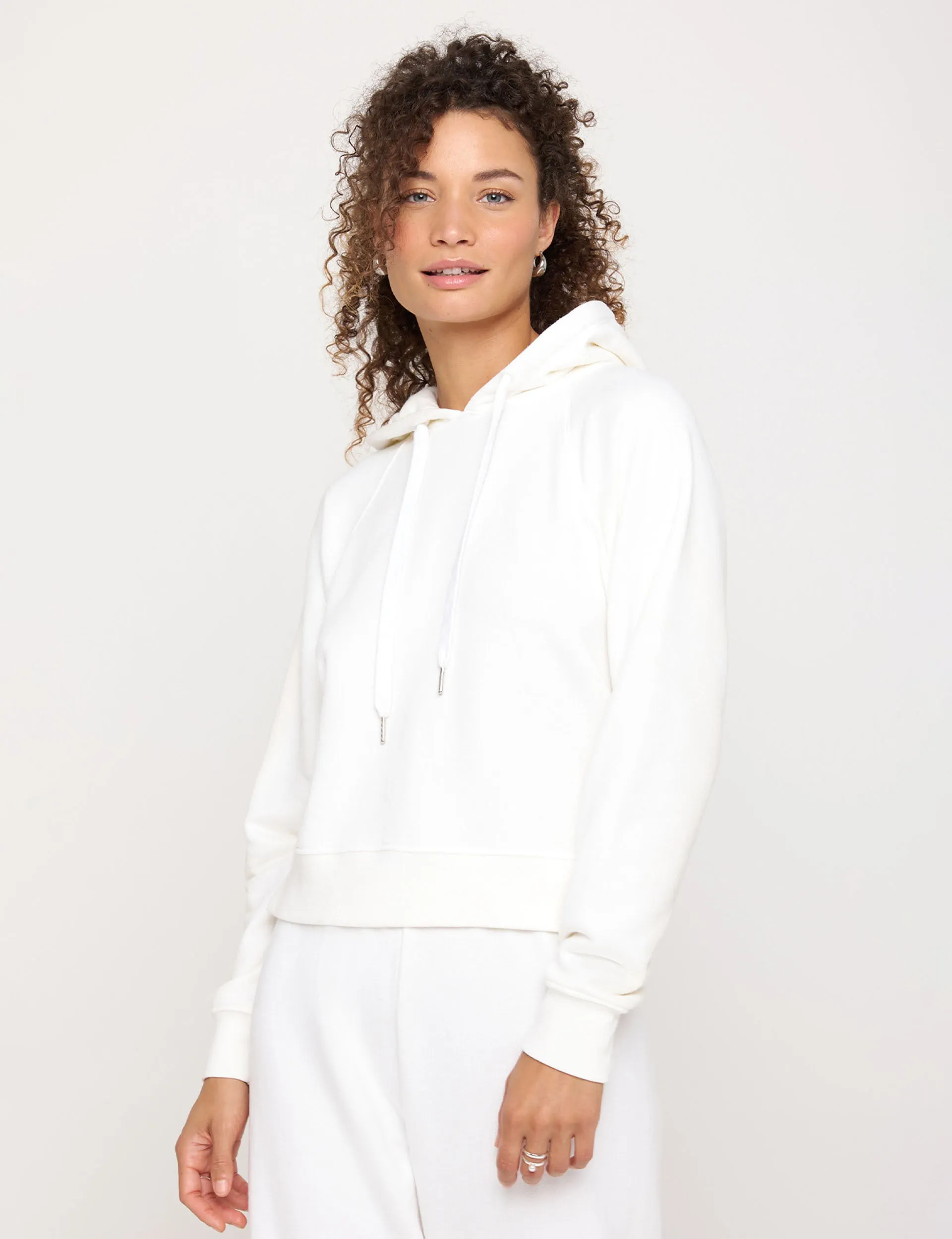 All Eyes Harper Crop Hoodie - Weiß
