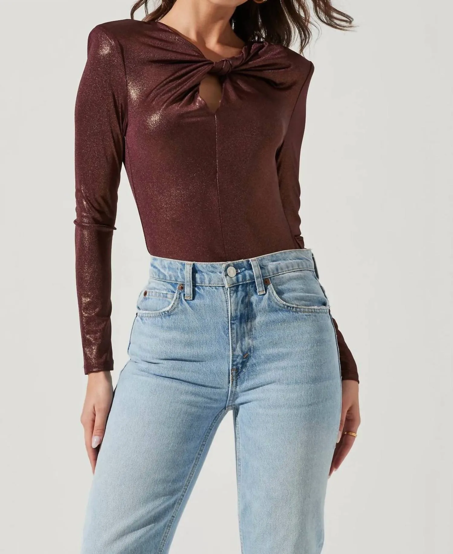Barcelona Twist Front Bodysuit In Kastanienbraun