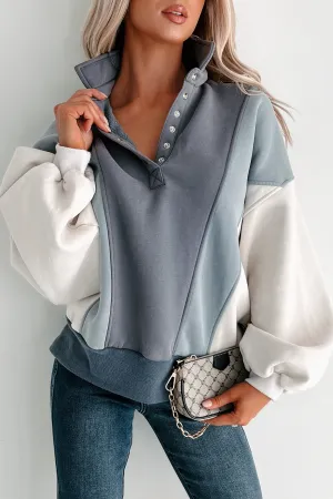 Blizzard Blues Colorblock Pullover Sweatshirt (Blau Multi)
