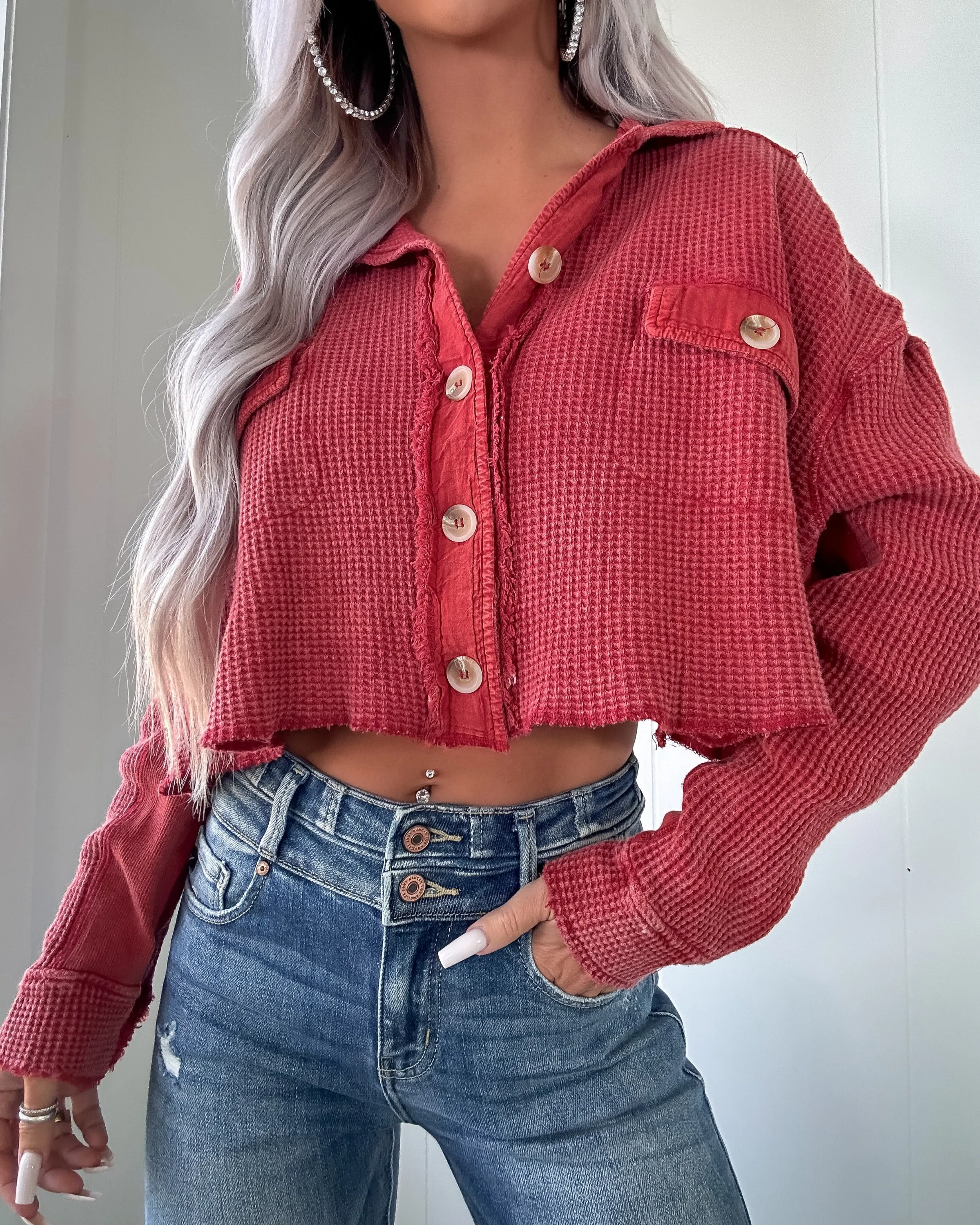 Herbstfänger Knopf-Waffel-Crop-Top - Rot