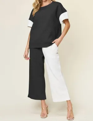 Schickes Texturiertes T-Shirt & Hose Set In Weiß