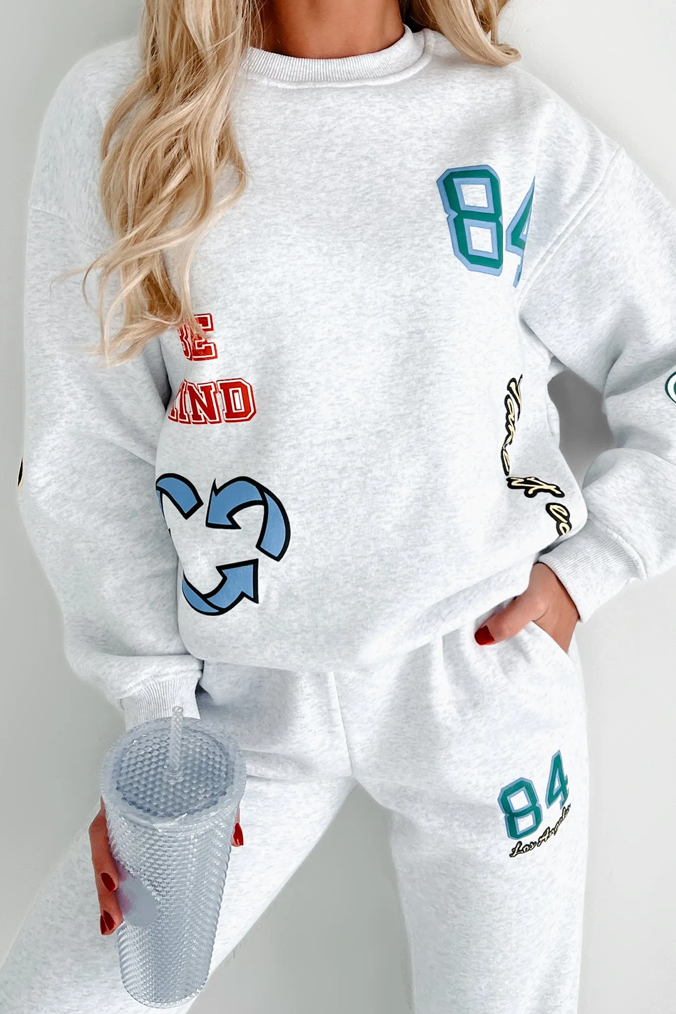Comfy In Cali Puff-Druck Sweatshirt (Heather Grau)
