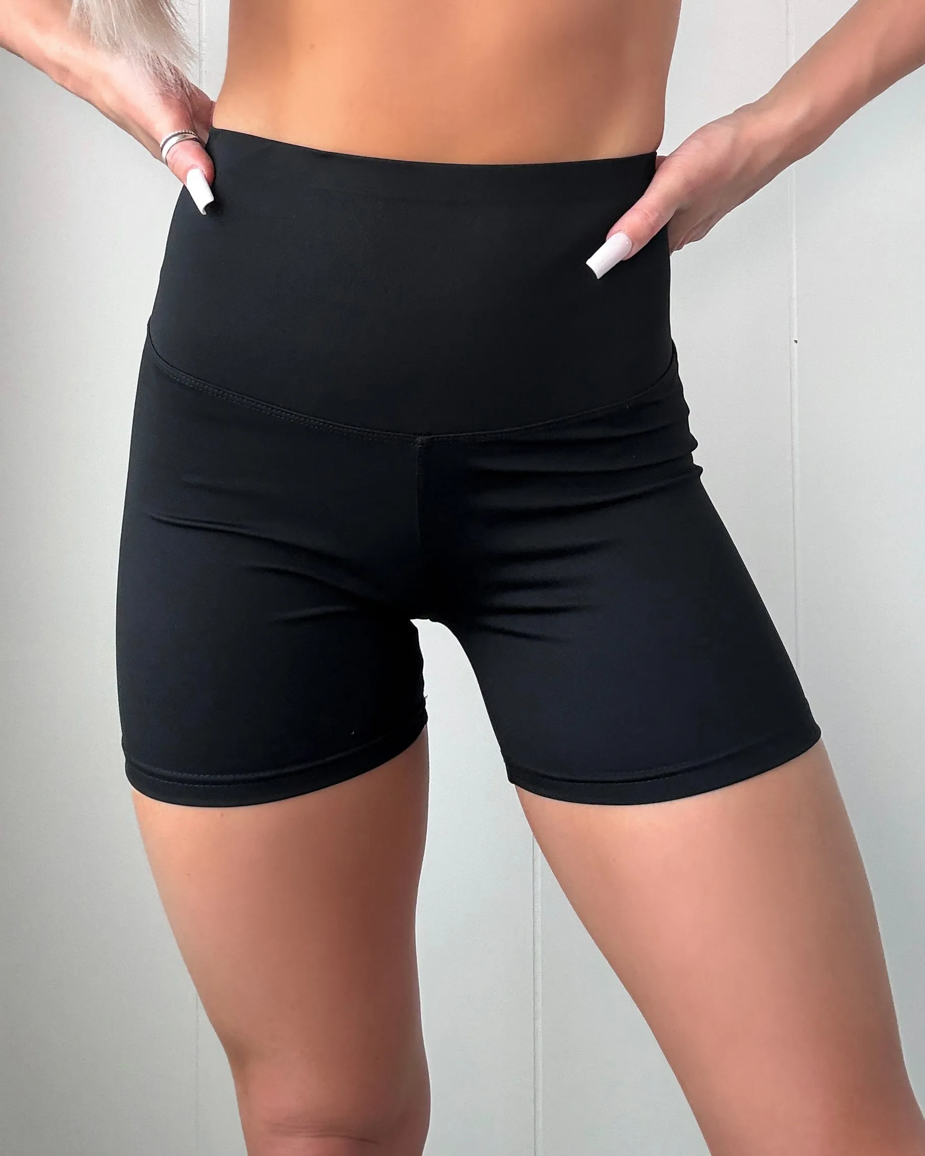 Curve Craze Biker Shorts - Schwarz