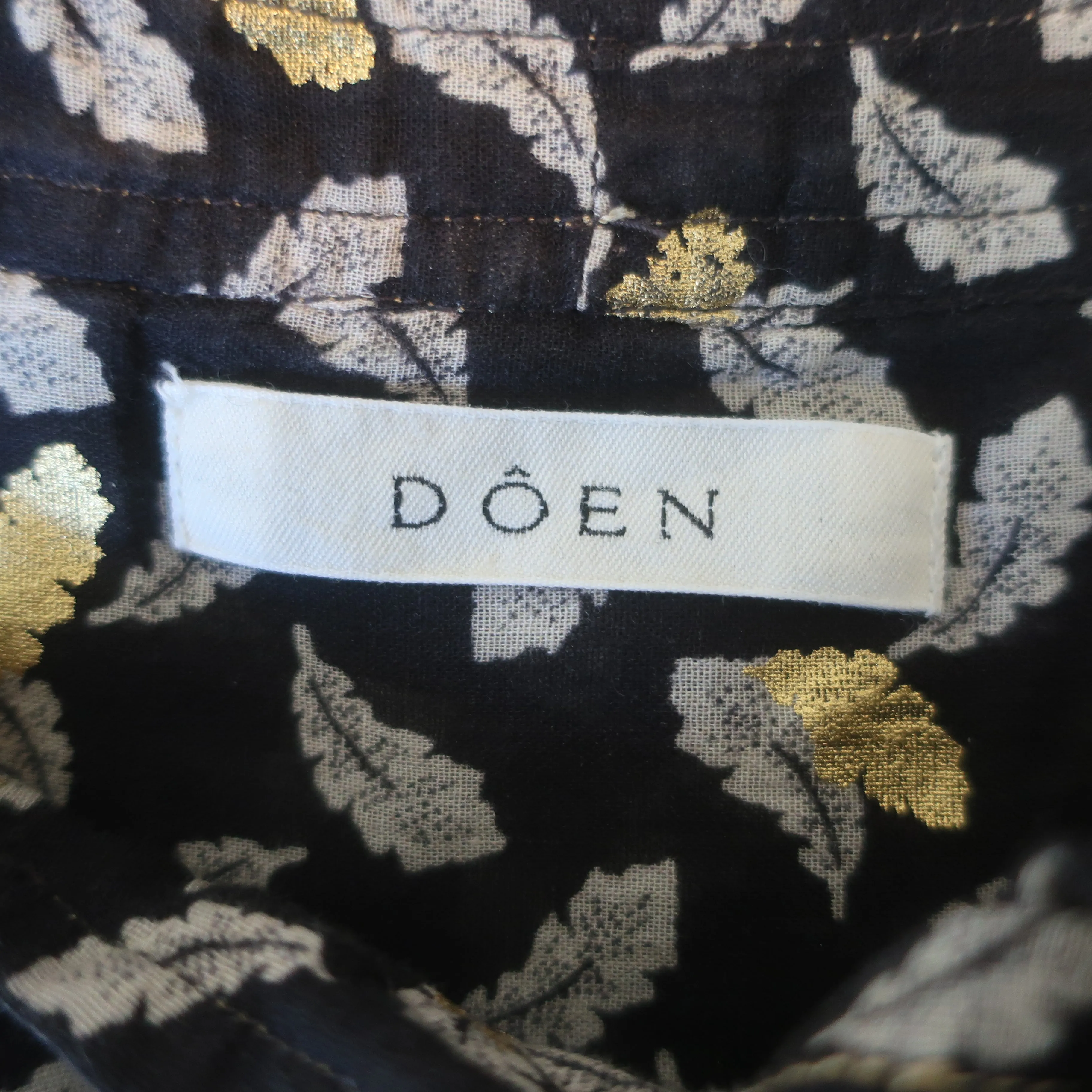 Doen Norma Bluse mit Krawattenverschluss Kohleblatt-Print Voile Größe Mittel Langarm Oberteil