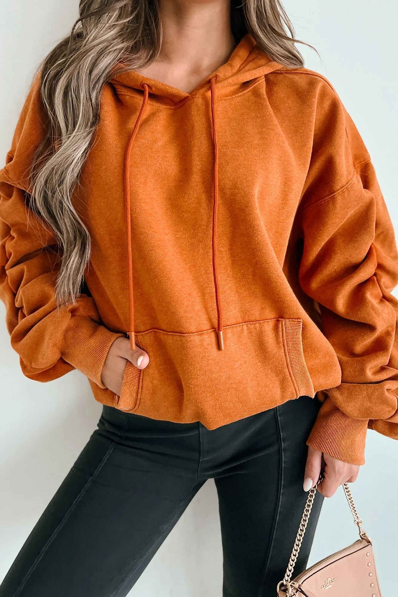 Flieh vor der Realität Rüschenärmel Kapuzenpullover (Vintage Rost)