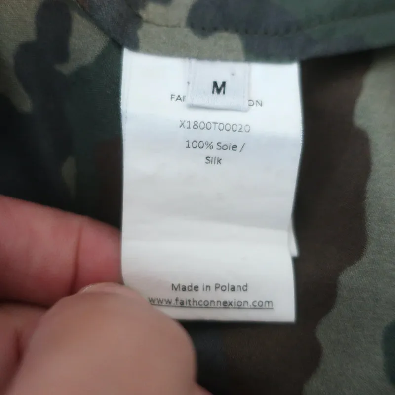 Faith Connexion Camouflage-Druck Shirt Armee Grün Größe Mittel Langarm Bluse