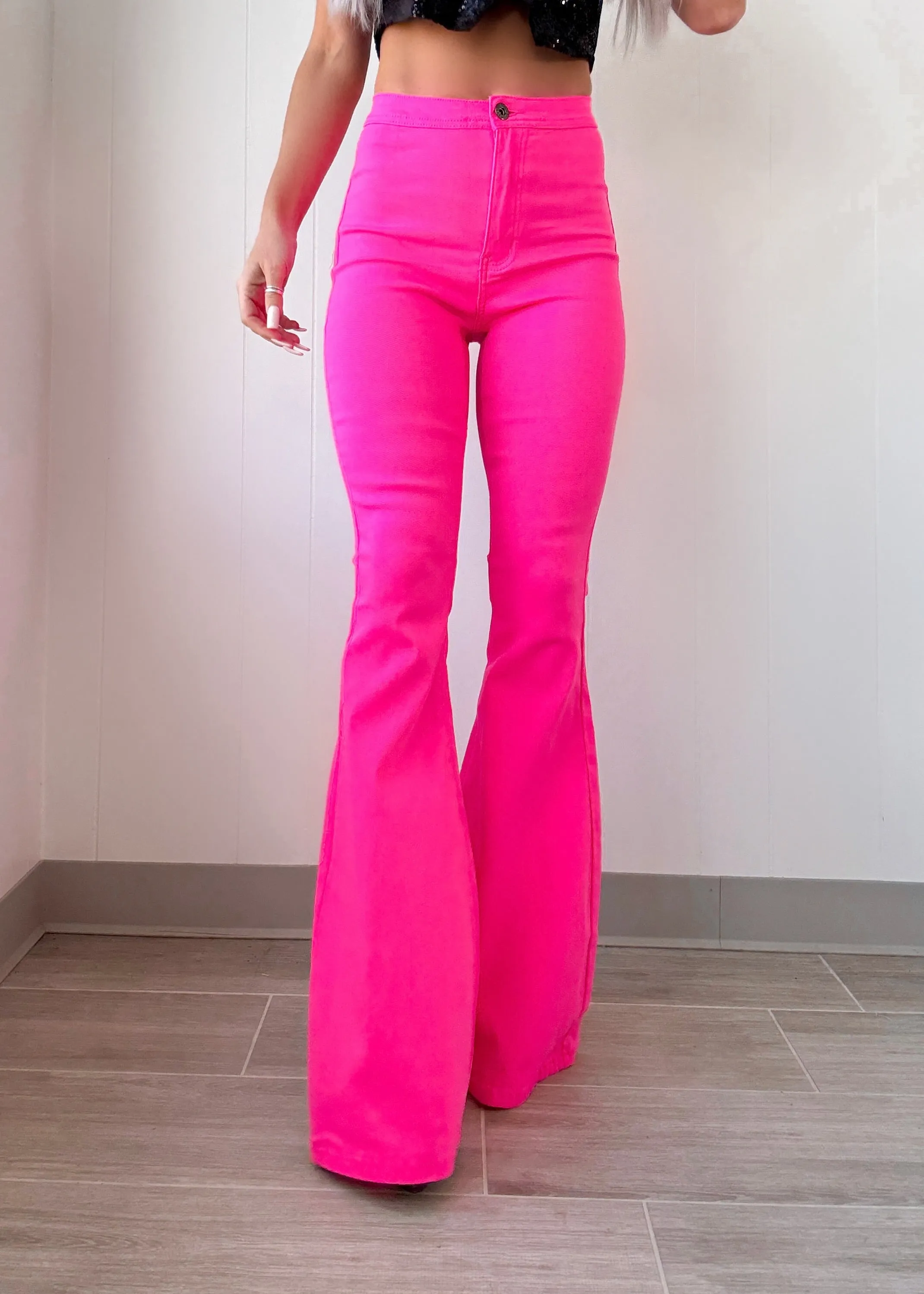 Ausgestellte Schlaghosen - Neon Pink