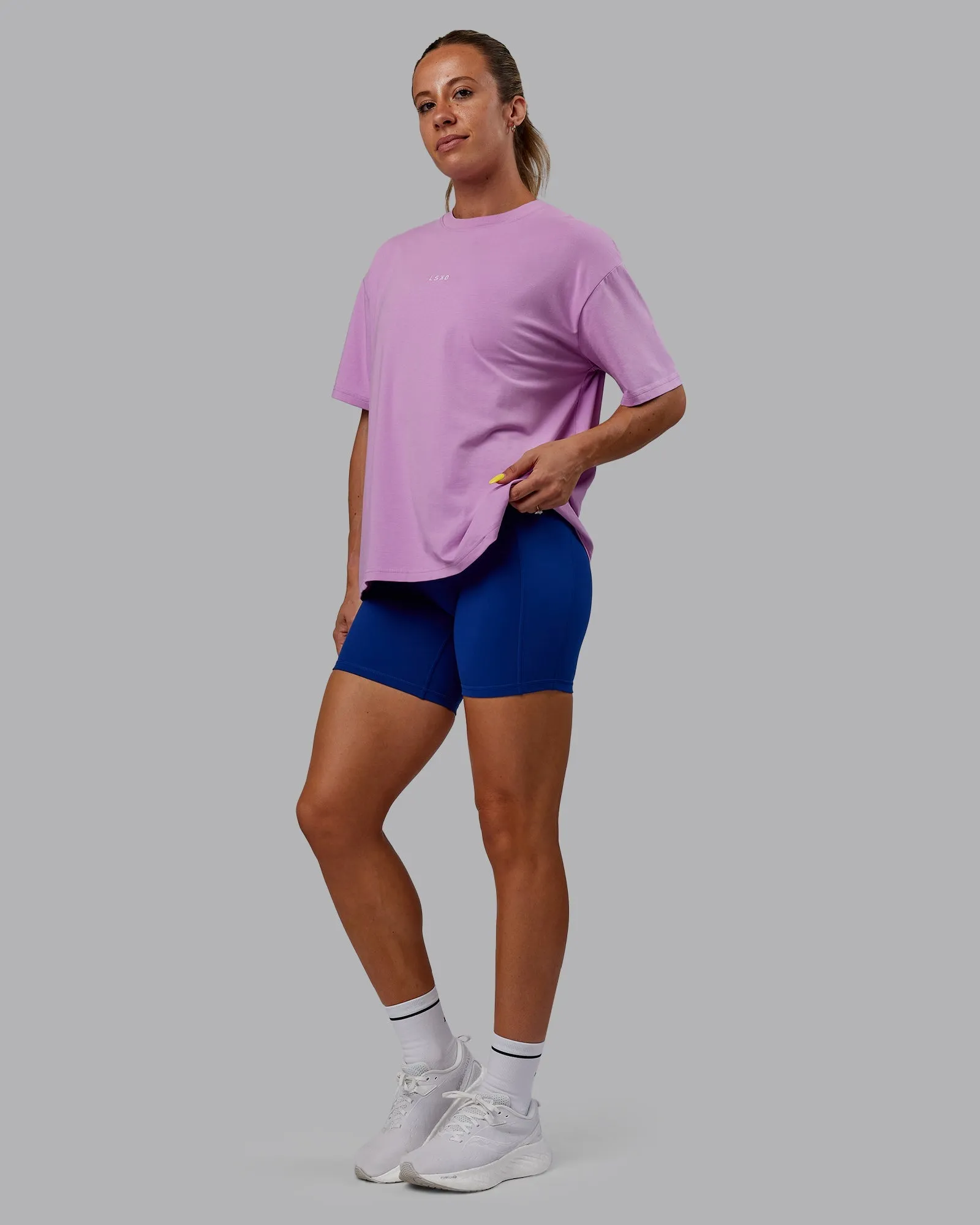 Go-To FLXCotton Übergroßes T-Shirt - Hellviolett-Weiß