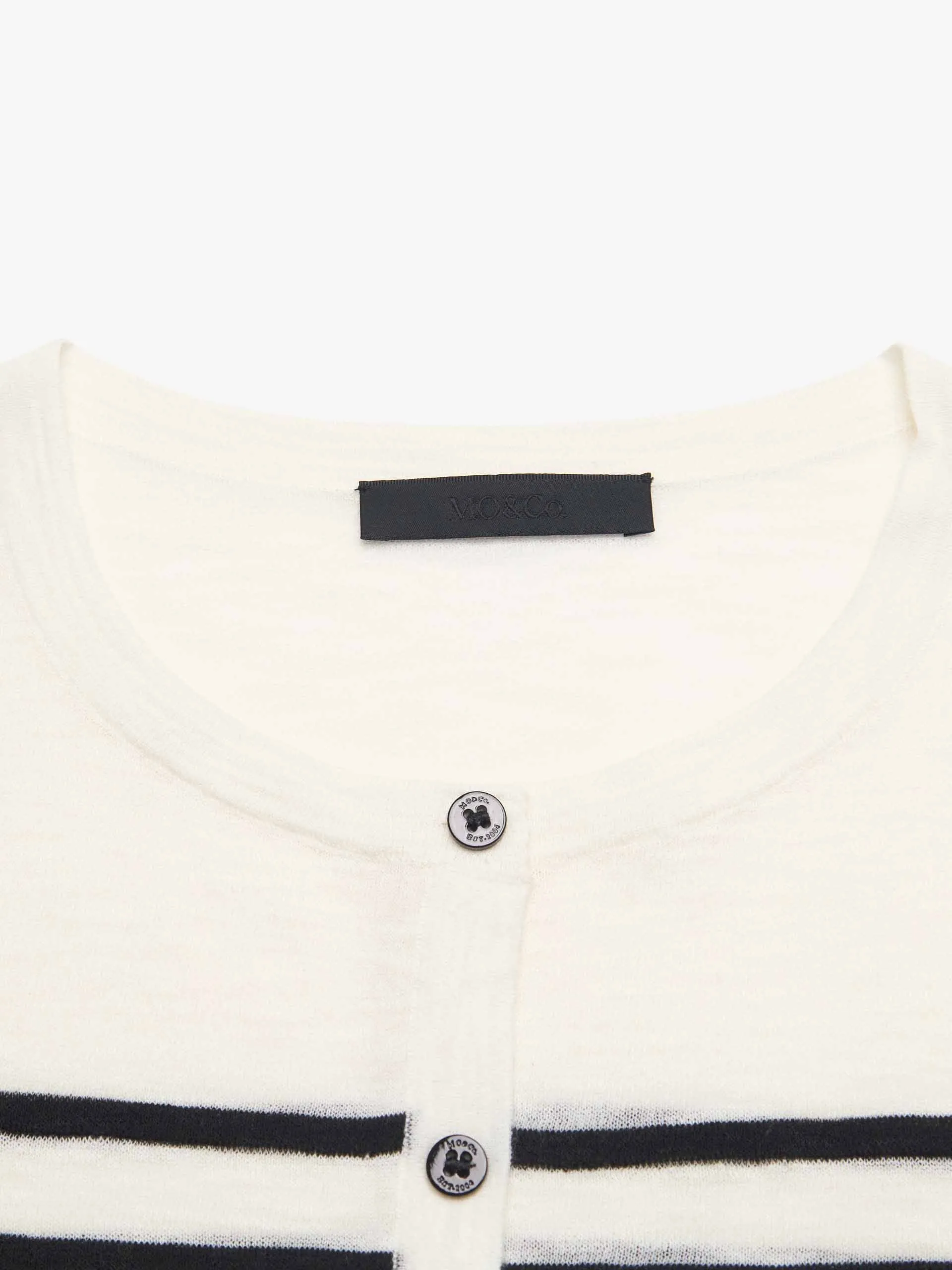 Leichter gestreifter Cardigan