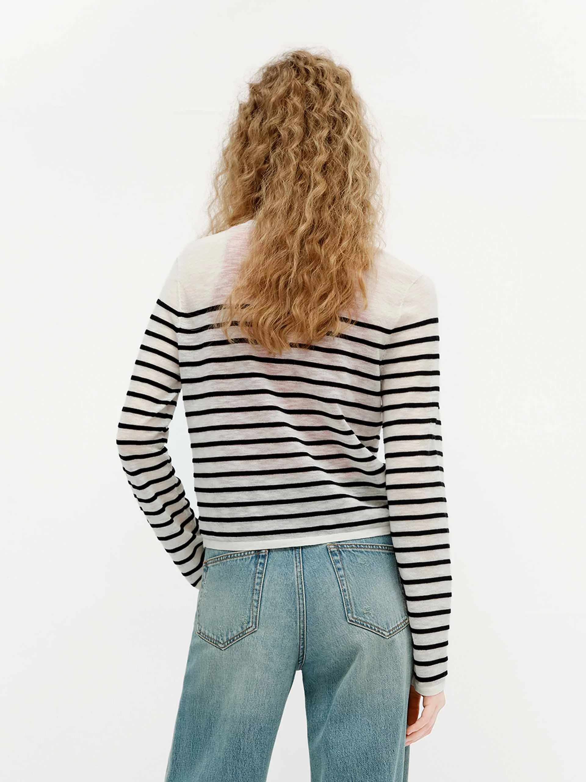 Leichter gestreifter Cardigan