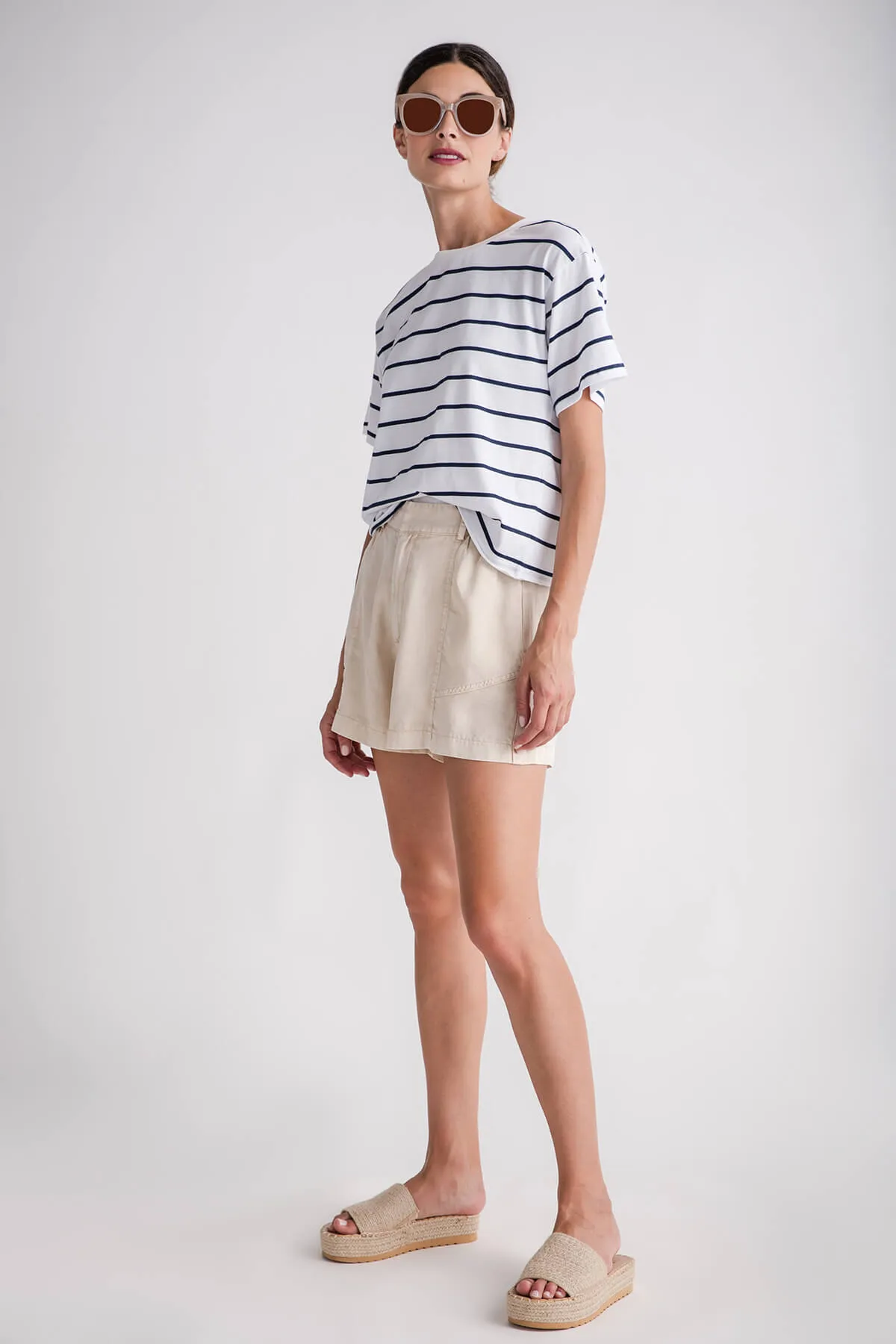 Senfkorn Plissée Shorts