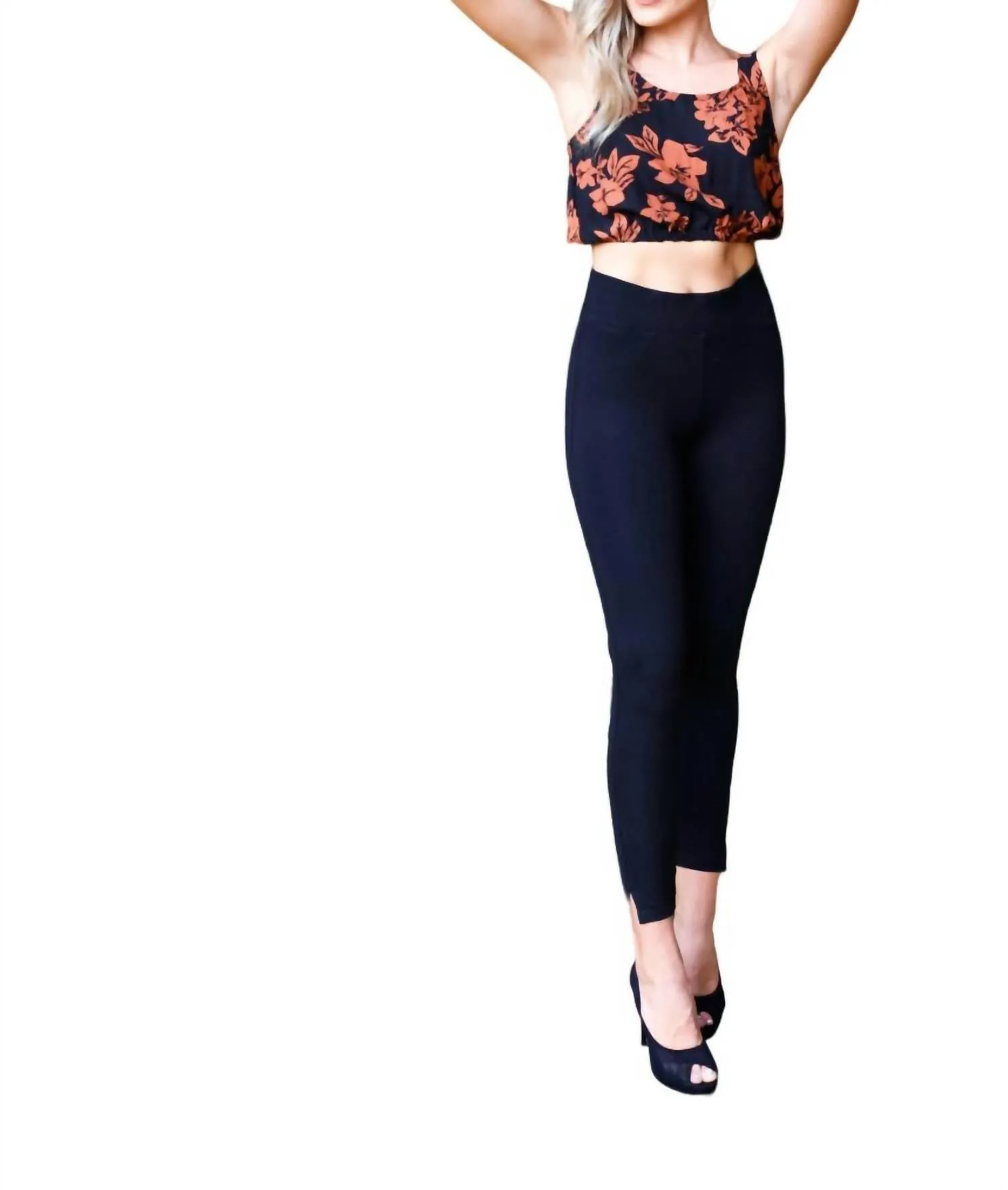Perfekte schwarze Skinny-Hosen mit mittlerer Taillenhöhe