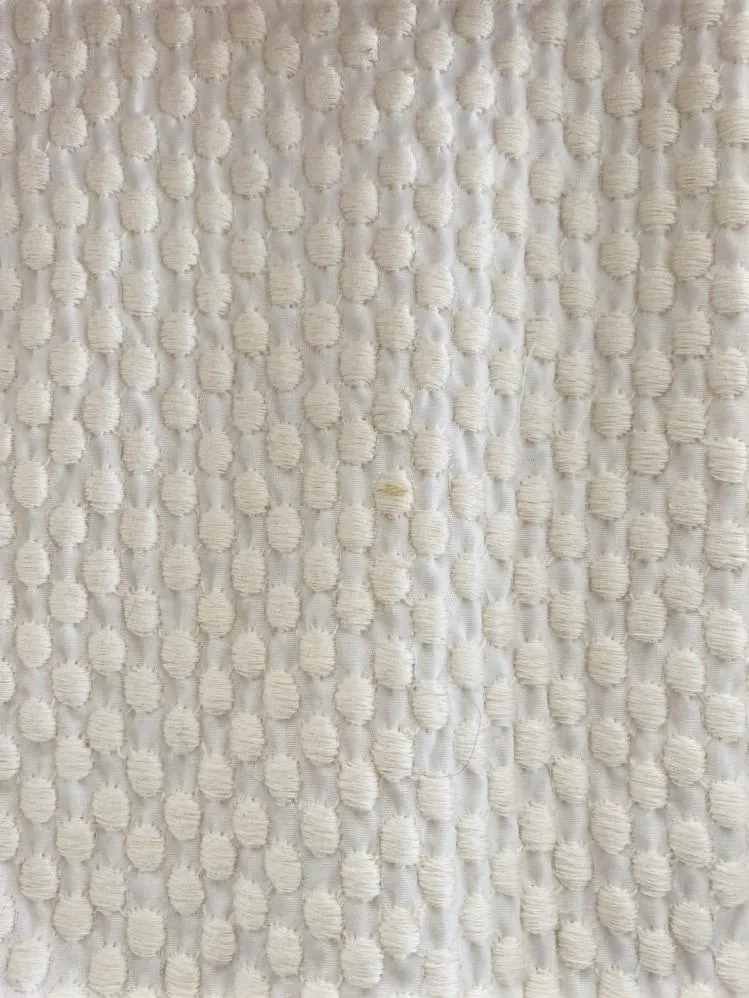 Pierre Balmain Ärmelloses Peplum Top Creme Gepunktet Bestickte Baumwolle Größe 38