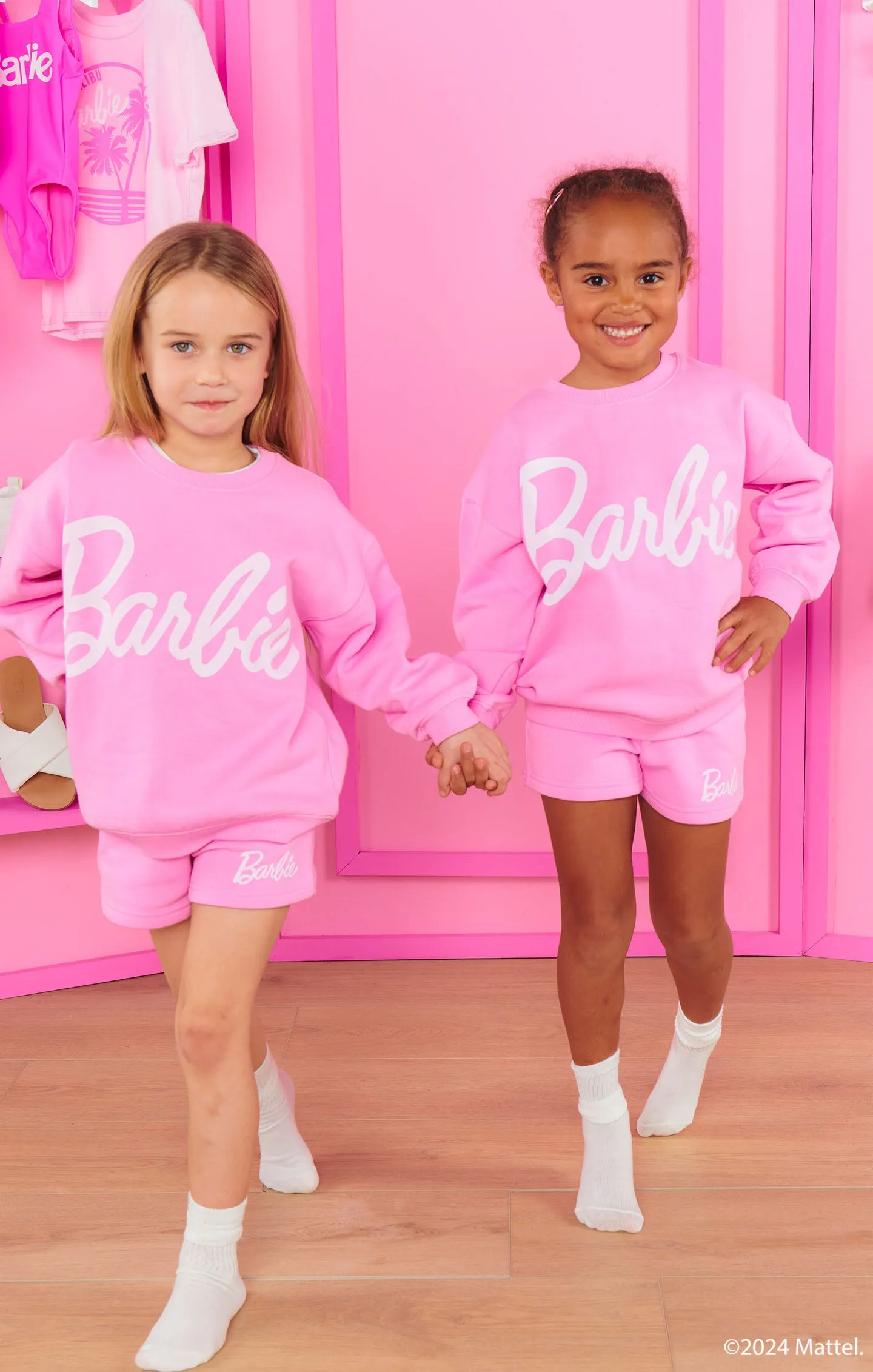 Playdate Sweatshirt ~ Lil Barbie™ Grafik