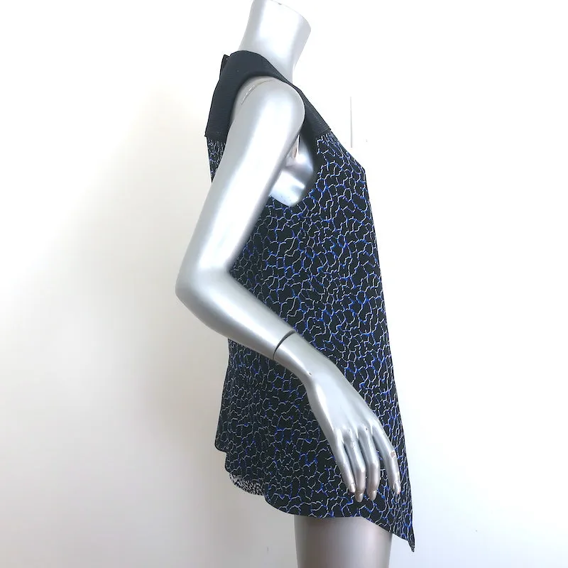 Proenza Schouler Asymmetrisches Ärmelloses Top Marine Blau Gedruckter Seidenkrepp Größe 4