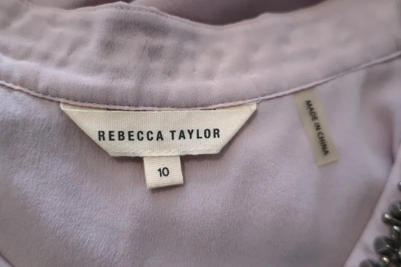 Rebecca Taylor Verzierter Blusenausschnitt Fliederfarbene Seide Größe 10 Asymmetrisches Oberteil
