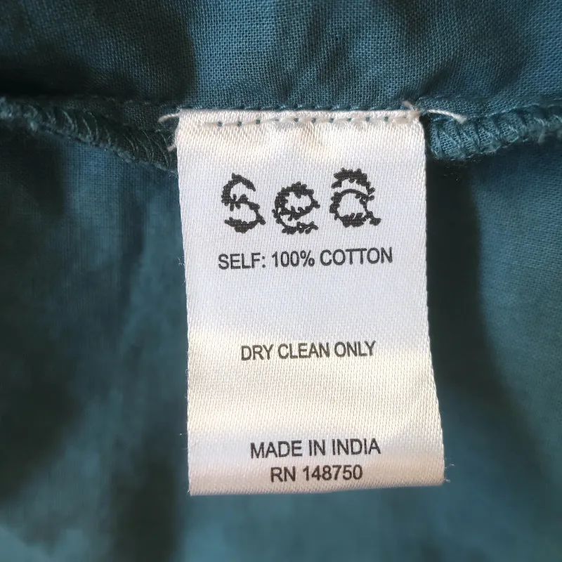 SEA Adrienne Bluse mit Stickereinsatz in Petrol, Baumwolle, Größe M, Knopfleiste