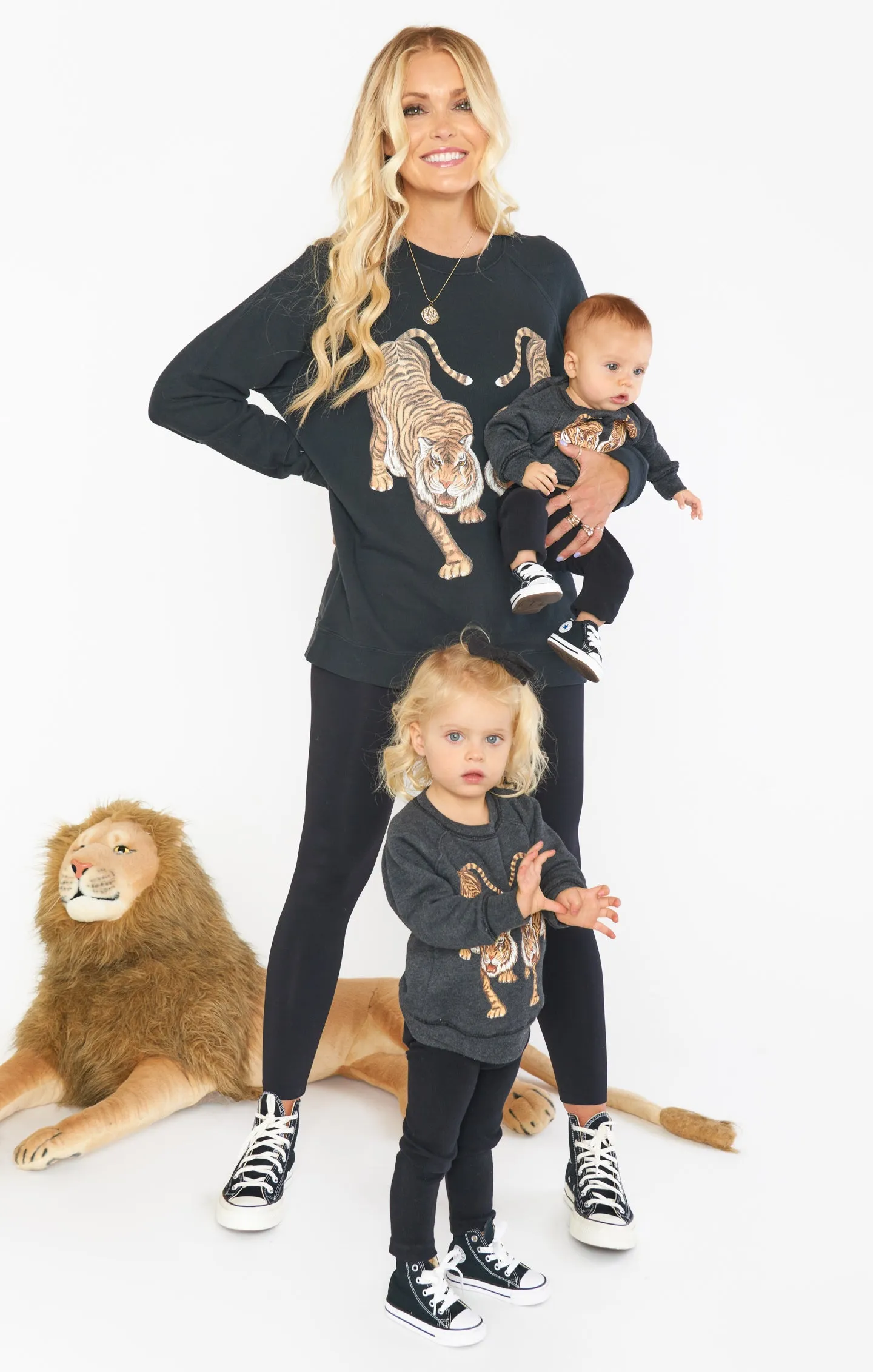 Simon Pullover ~ Tanzender Tiger Druck