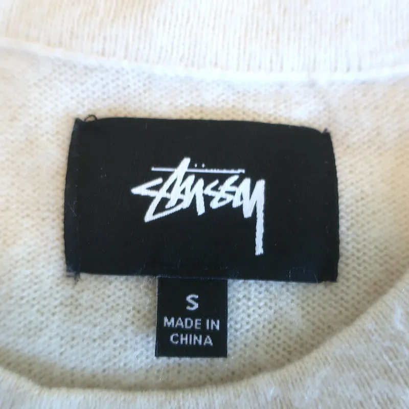 Stussy Sidney Logo T-Shirt Elfenbein Gebürsteter Strick Größe Small Kurzarm Pullover