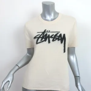 Stussy Sidney Logo T-Shirt Elfenbein Gebürsteter Strick Größe Small Kurzarm Pullover