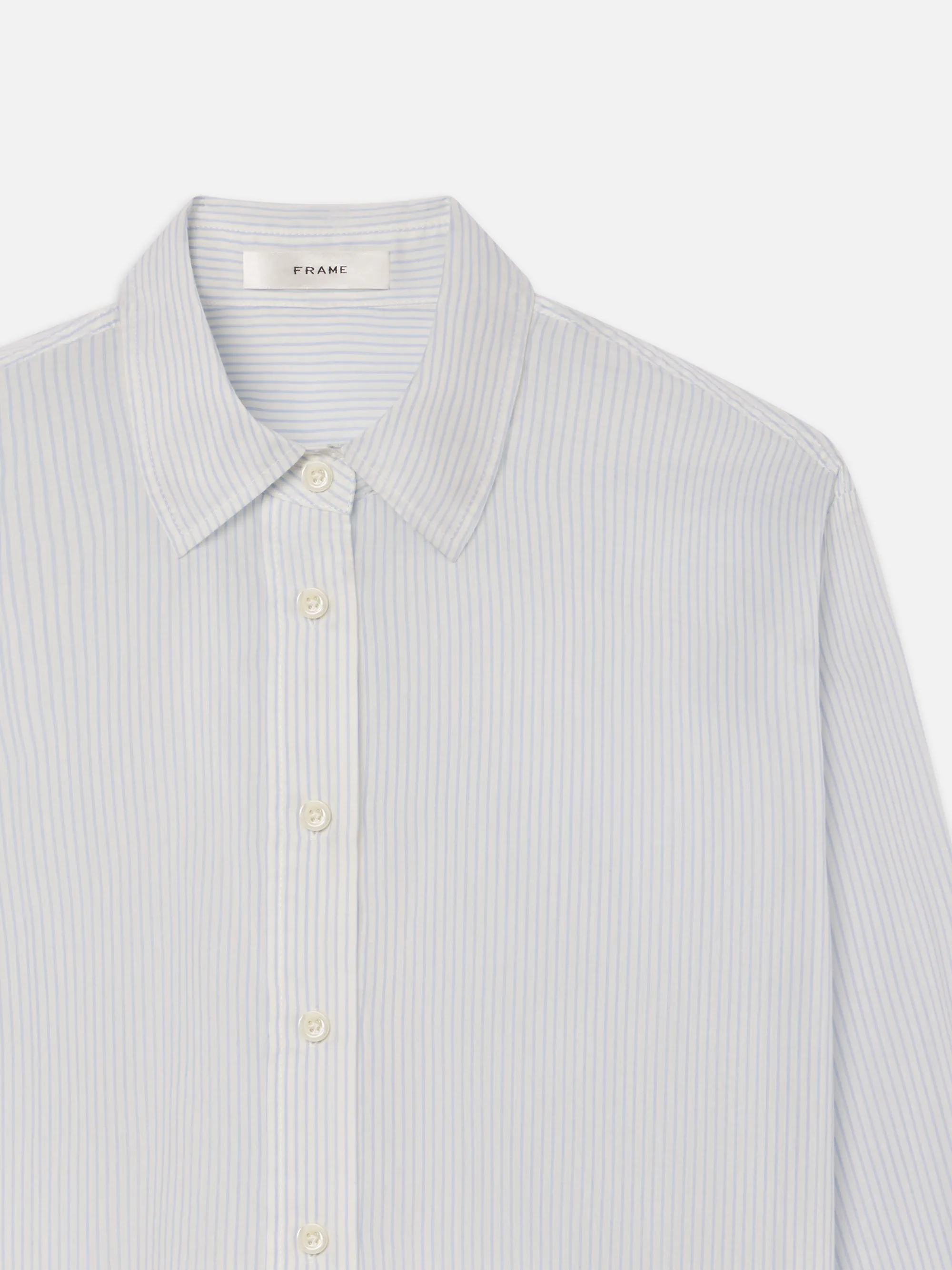 Das Hemd mit geschwungenem Saum – Leichtes Chambray Multi