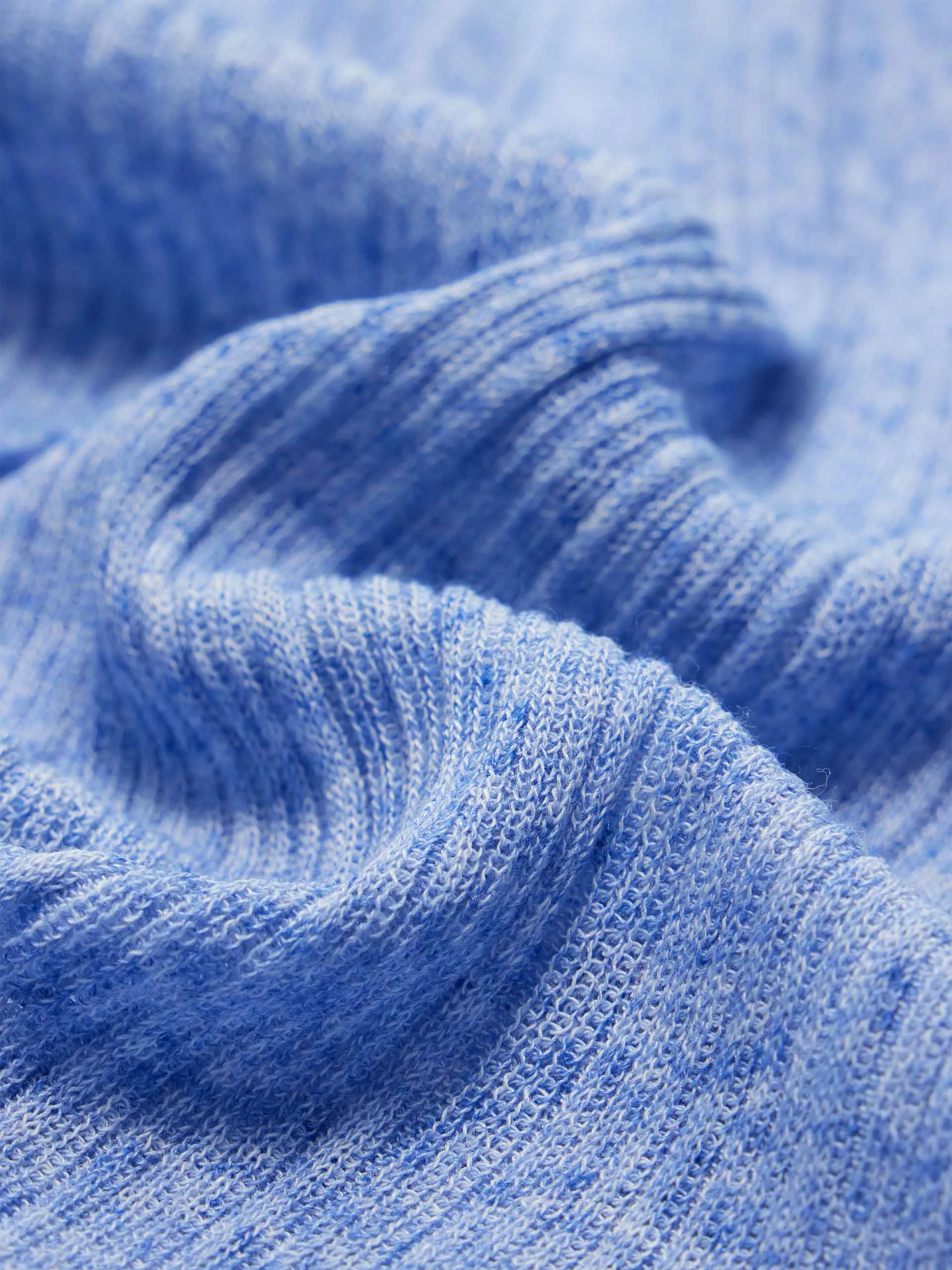 Twist-Detail Strickoberteil