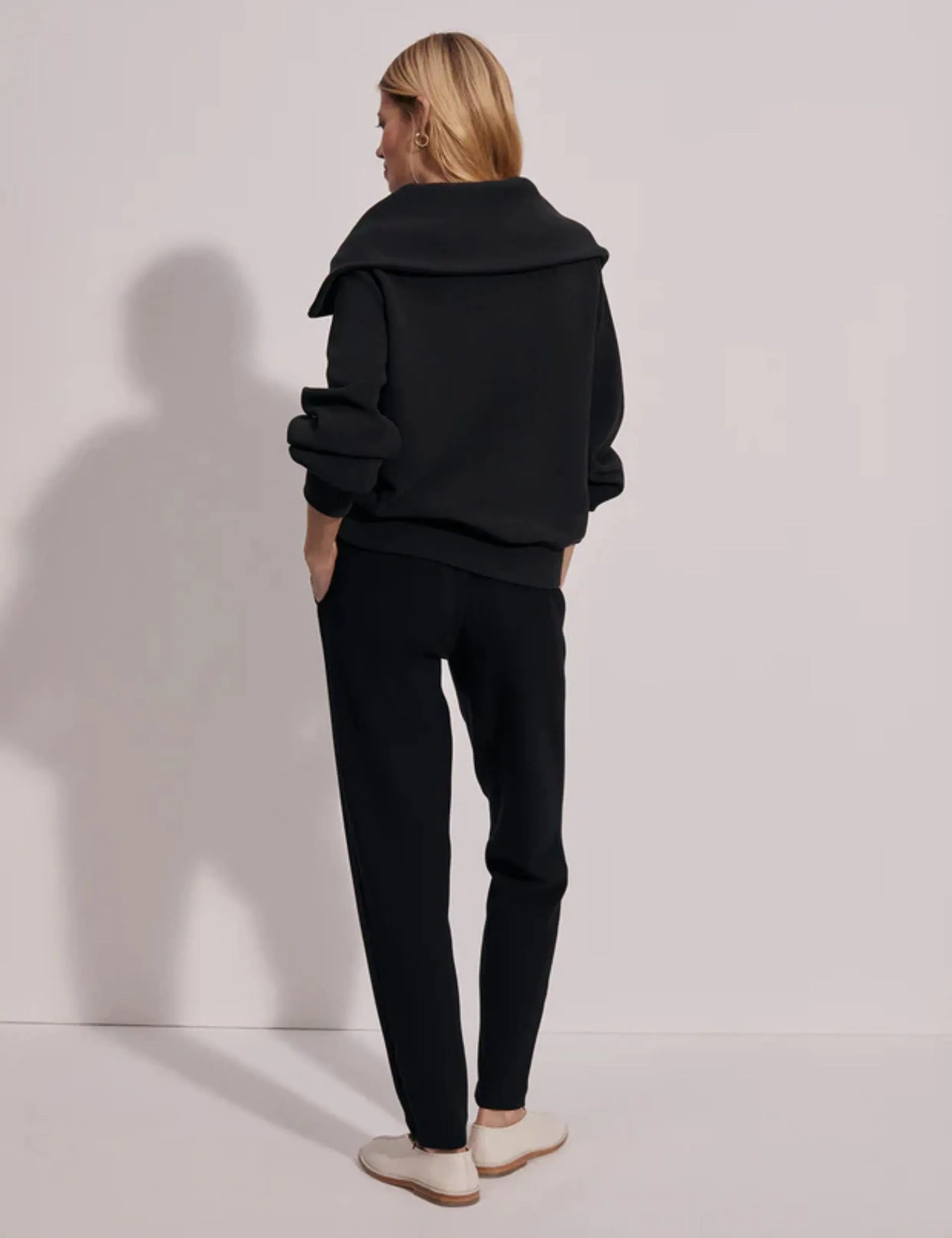 Vine Pullover - Schwarz