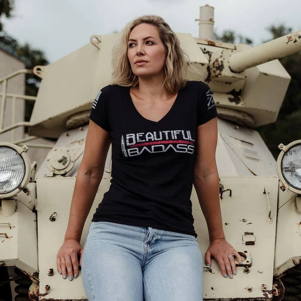 Frauen Schickes Badass V-Ausschnitt T-Shirt - Schwarz